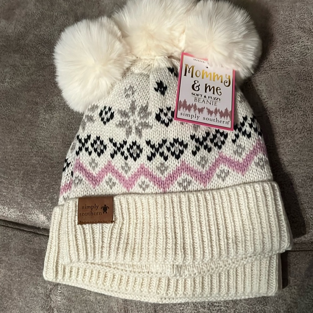 Simply Southern Mommy & Me Soft & Fuzzy Beanie New with Tags - Picture 7 of 8